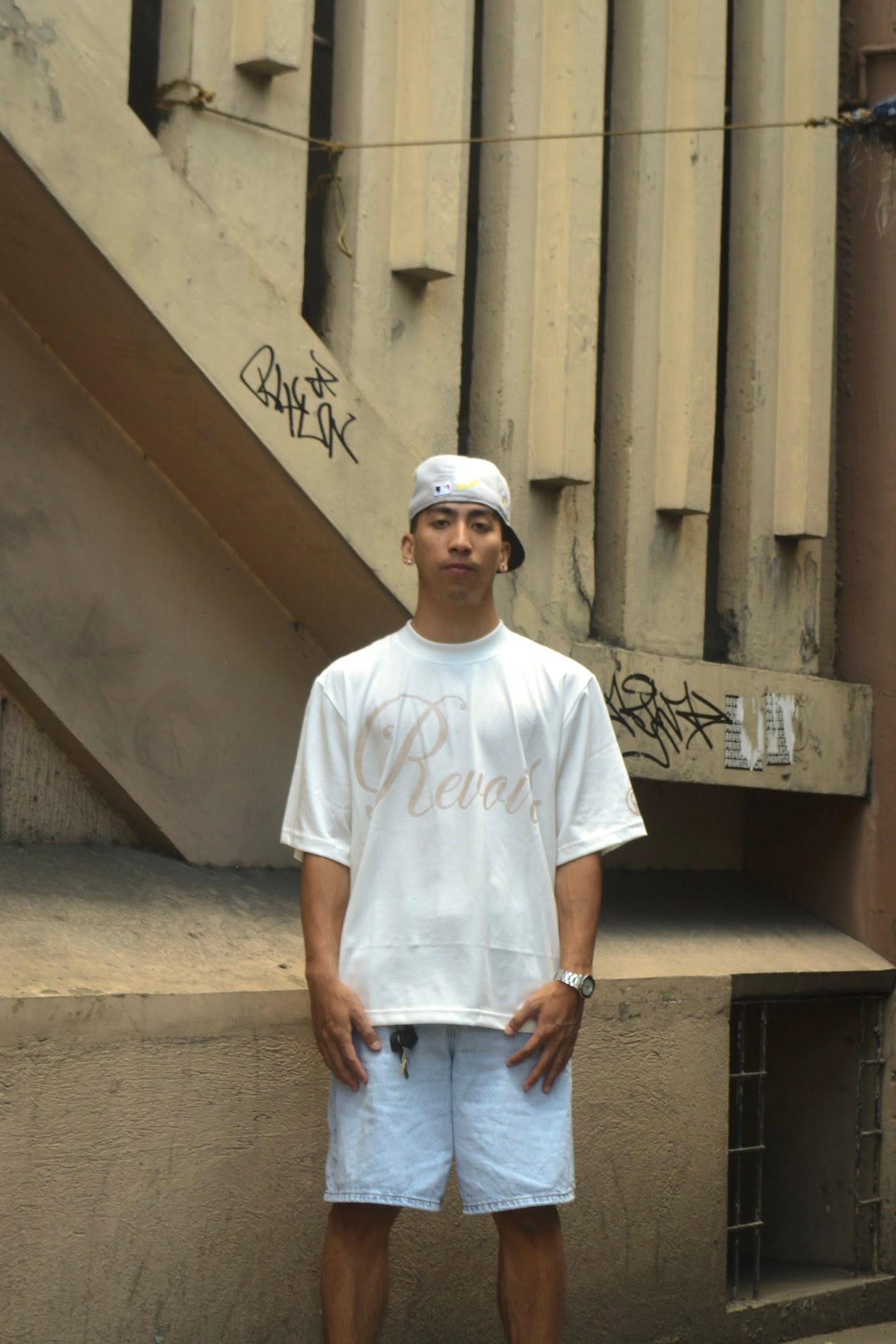 111 OFF-WHITE